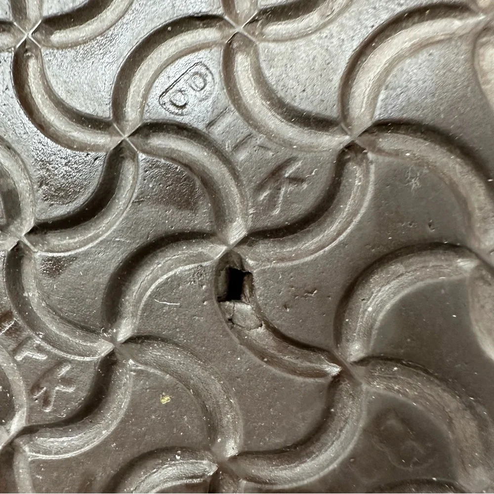 Birkenstock Gold Mules & Clogs - Picture 11 of 11